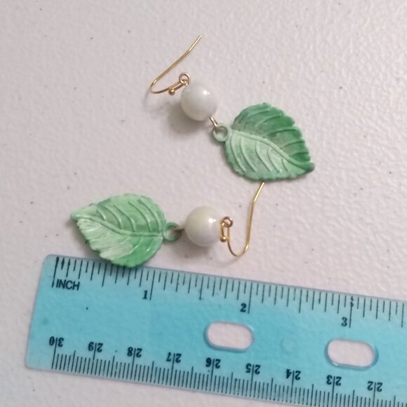 Green & White Patina Painted Leaf Dangle Earrings! Garden +Plant Themed Earrings - Picture 5 of 6